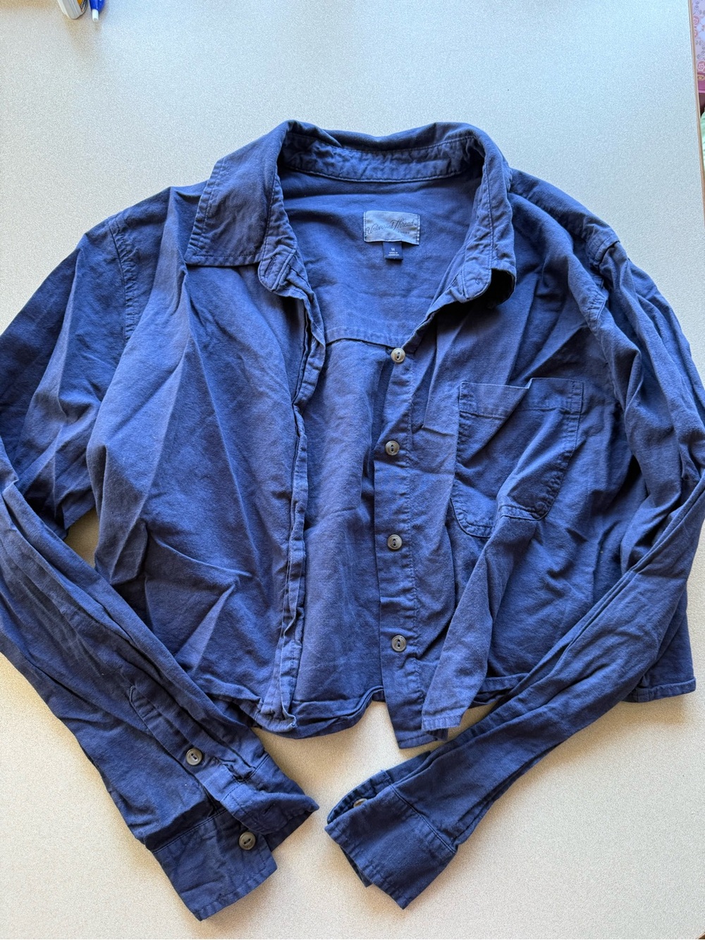 Universal Thread Long-Sleeve Button-Down Shirt in Navy
